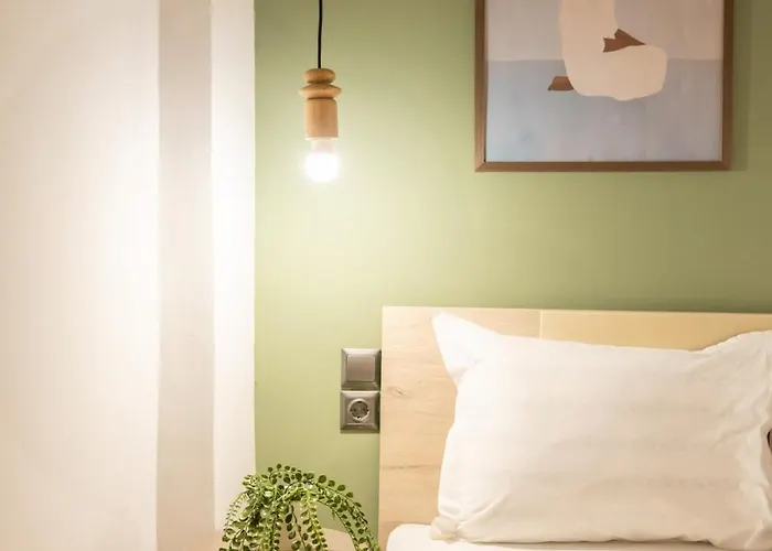 아파트 The Uppertown Nest, By Jo & Key Living *