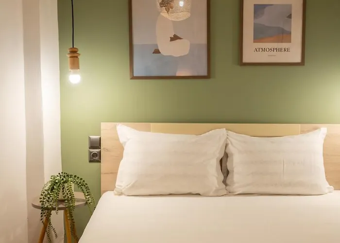 아파트 The Uppertown Nest, By Jo & Key Living *