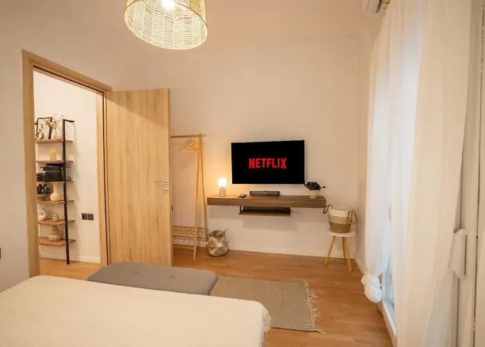 The Uppertown Nest, By Jo & Key Living 아파트