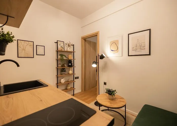 아파트 The Uppertown Nest, By Jo & Key Living *